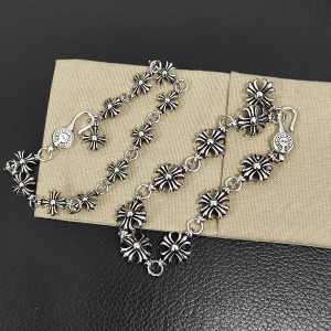 Chrome Hearts (クロムハーツ) 925 スターリングシルバー スモールクロス フラワー リンク ブレスレット
