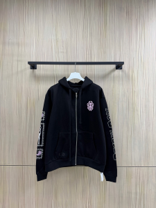 【Chrome Hearts x Deadly Doll】クロムハーツ デッドリー?ドール コラボ ジップパーカー ブラック 420g裏起毛 ピンククロス＆定規プリント  稀少VIP限定