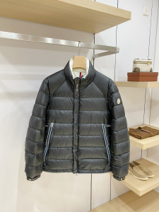 モンクレール Moncler 2026SS 新作 ハイネックダウンジャケット ブラック 男女兼用 hicopymn015