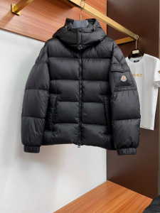 モンクレール Moncler 2026 秋冬新作 マヤ フード付きダウンジャケット ブラック 男女兼用 hicopymn025
