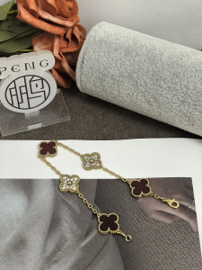 【Van Cleef & Arpels】ヴァンクリーフ＆アーペル アルハンブラ 5モティーフ ブレスレット カーネリアン＆ダイヤモンド ゴールド 新P1対版級