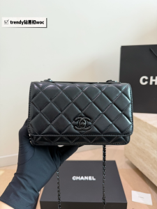 【CHANEL】シャネル ウォレット オン チェーン (WOC) ソーブラック ブラッククリスタル留め キルティング レザー ショルダーバッグ (公式型番: AS1911B04900C3947)