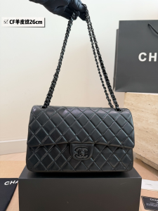 【CHANEL】シャネル クラシック フラップ バッグ ミディアム ソーブラック ラムスキン調 キルティング レザー (公式型番: AS2616B04900C3947)
