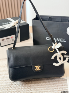 【CHANEL】シャネル 26S エアポート バッグ ブラック キャビアスキン ゴールド金具 ホワイト刺繍ロゴ 2WAY (公式型番: CHANEL-26S-AIRPORT-BAG-BLACK-GOLD-WHITE-LOGO-33CM)